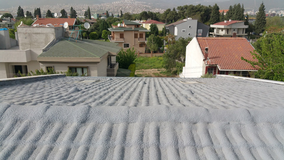 ÇATI ÜZERİ POLİÜRETAN KÖPÜK UYGULAMA